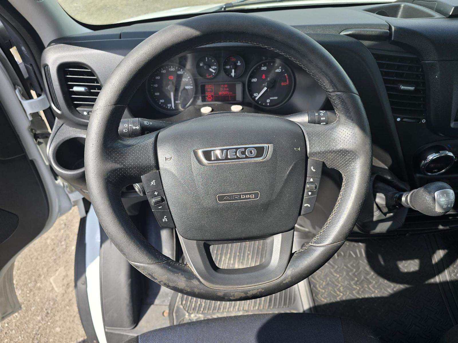 Iveco Daily — foto 8