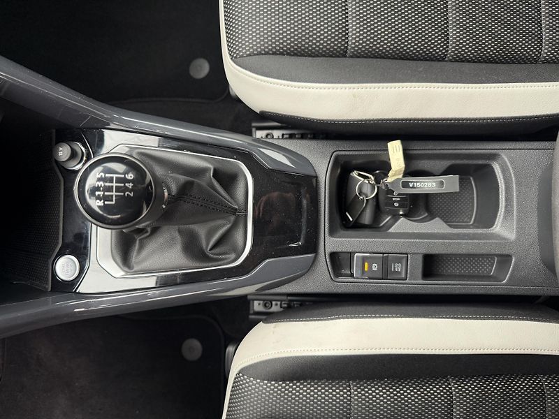 Volkswagen T-Roc 1.5 TSI 110 kW - fotka 18 z 23