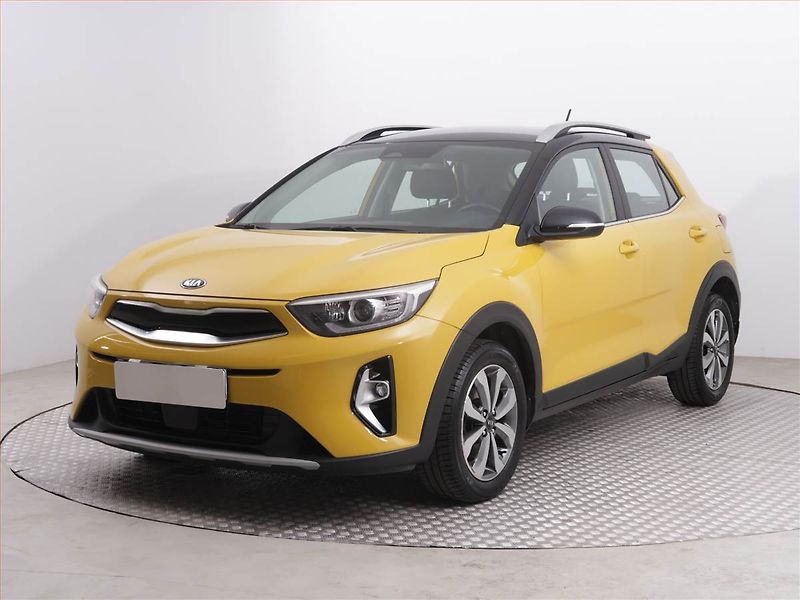 Kia Stonic (2021) Exclusive 1.2 DPI, Serv.kniha - fotka 2 z 19