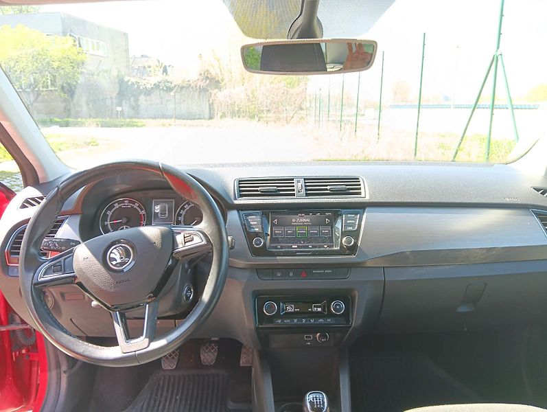 Škoda Fabia (2019) 1.0 81kW, Led, klima - fotka 11 z 31