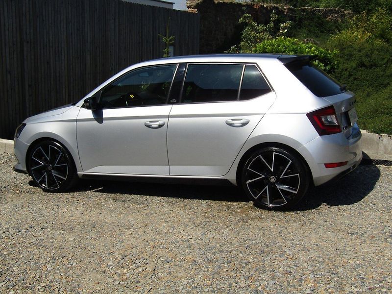 Škoda Fabia (2020) 1.0TSI 81kW MONTE CARLO ACC - fotka 4 z 39