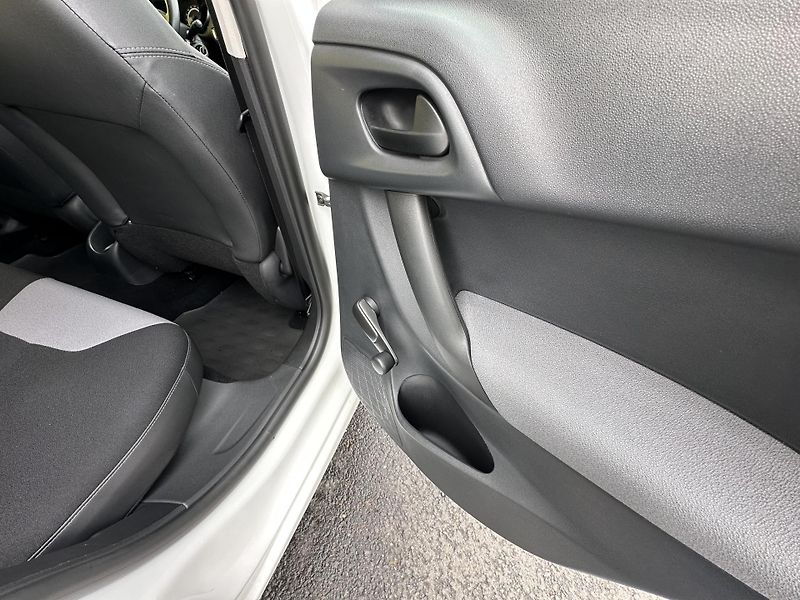 Citroën C3 (2014) 1.0 / 50kW *KLIMA* 1.Maj.  - fotka 19 z 31