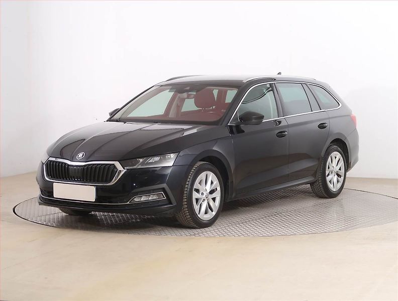 Škoda Octavia (2021) Style Plus 2.0 TDI, Automat - fotka 2 z 22