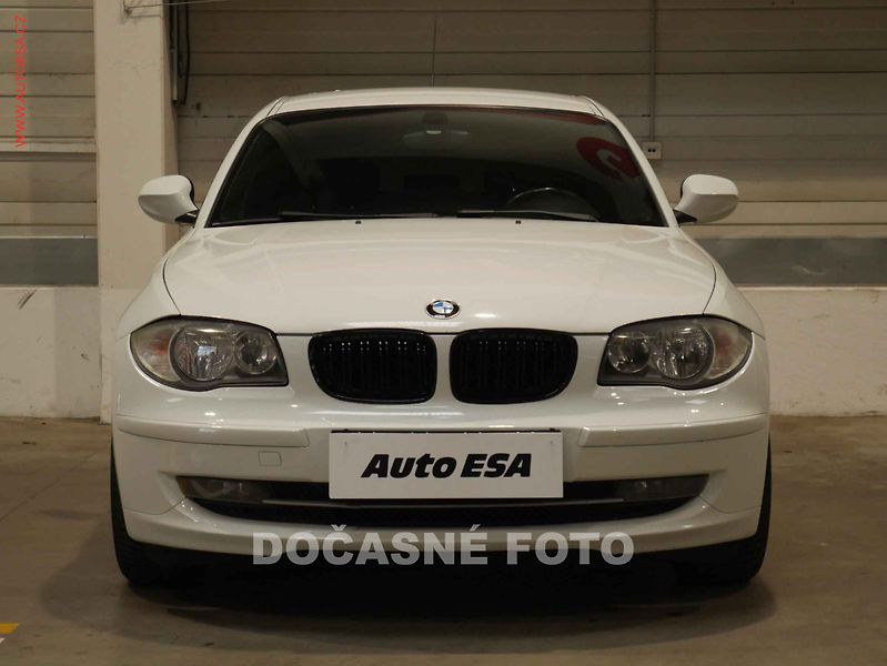 BMW Řada 1 (2010) 116 d, autoAC, STK9/28 - fotka 2 z 18