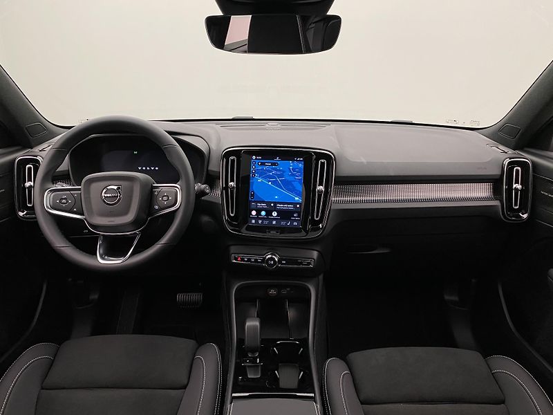 Volvo EX40 (2026) TWIN MOTOR AWD ULTRA - fotka 2 z 66