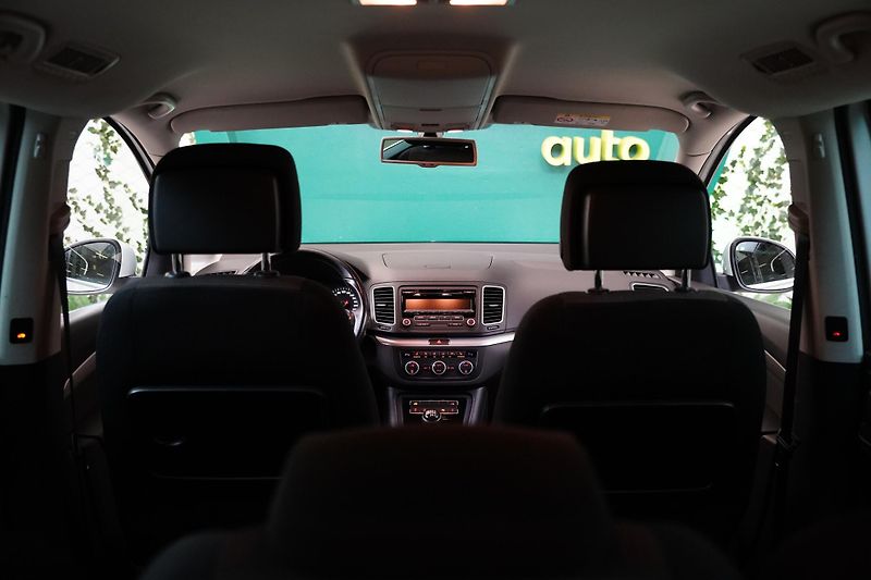 Volkswagen Sharan - fotka 26 z 28