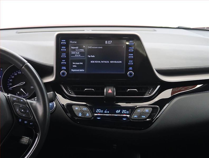 Toyota C-HR (2022) Dynamic 1.8 Hybrid, digi klima - fotka 12 z 22