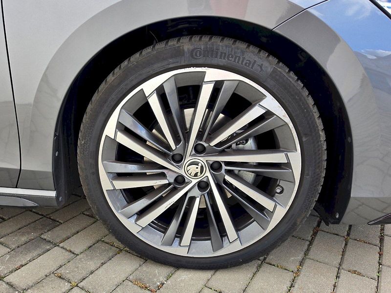 Škoda Superb (2025) Sportline 2,0 TDI 110 kW DSG - fotka 31 z 34