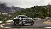 Jaguar XJ.