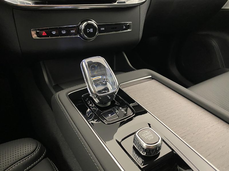 Volvo XC90 (2026) T8 AWD Plug-in BRIGHT ULTRA - fotka 39 z 75