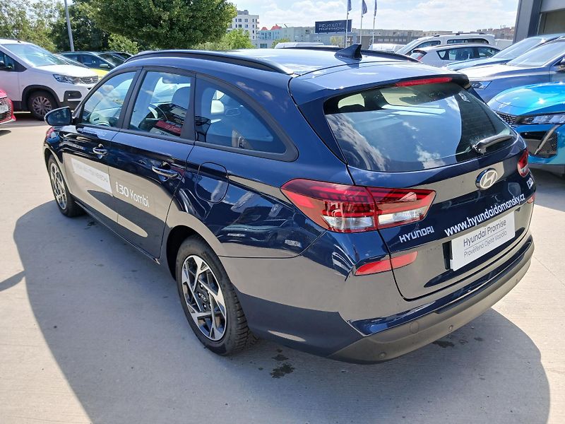 Hyundai i30 1,0 T-GDI DCT - fotka 5 z 18