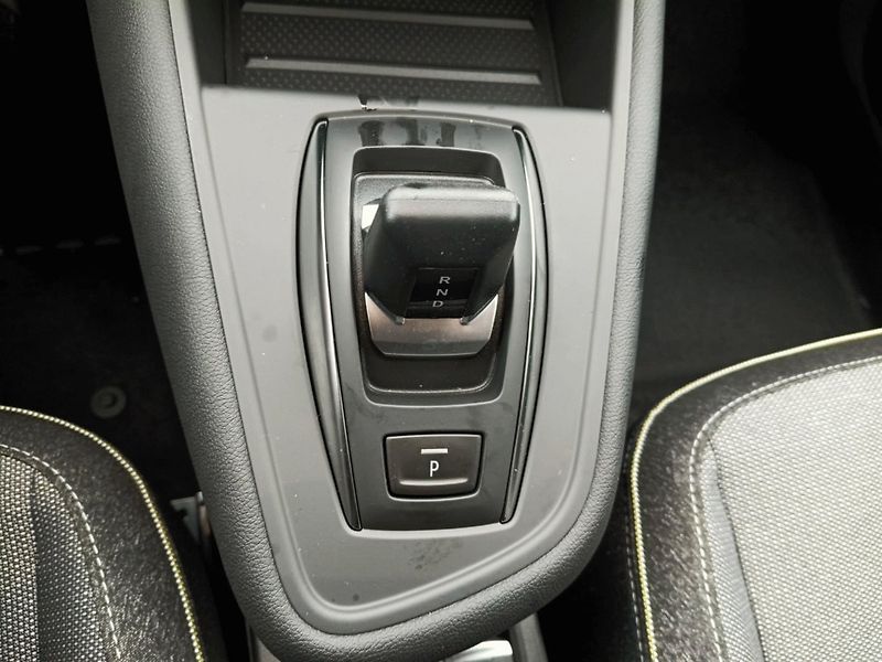 Renault Captur (2026) techno full hybrid E-Tech 160 - fotka 19 z 24