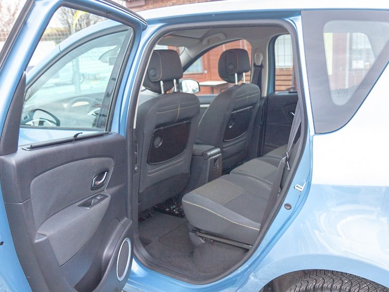 Renault Scénic (2010) ČR 1.5DCI 81KW NAVI – AUTOMAT - fotka 31 z 42