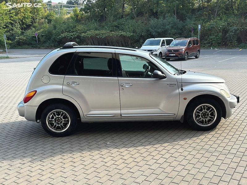 Chrysler PT Cruiser (2001) 2.0i, 104kw - fotka 6 z 17