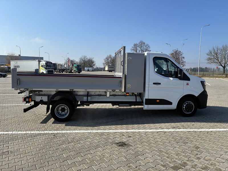 Renault Master (2025) L3H1 CCAB sklápěč S3 - fotka 11 z 31