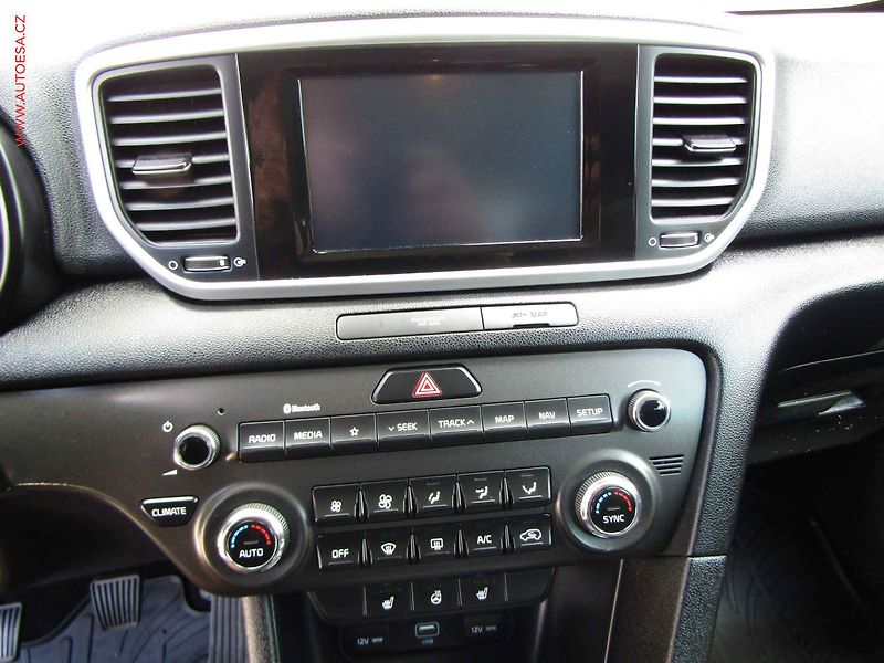 Kia Sportage (2020) 1.6 TGDi, 1.maj,ČR - fotka 12 z 22