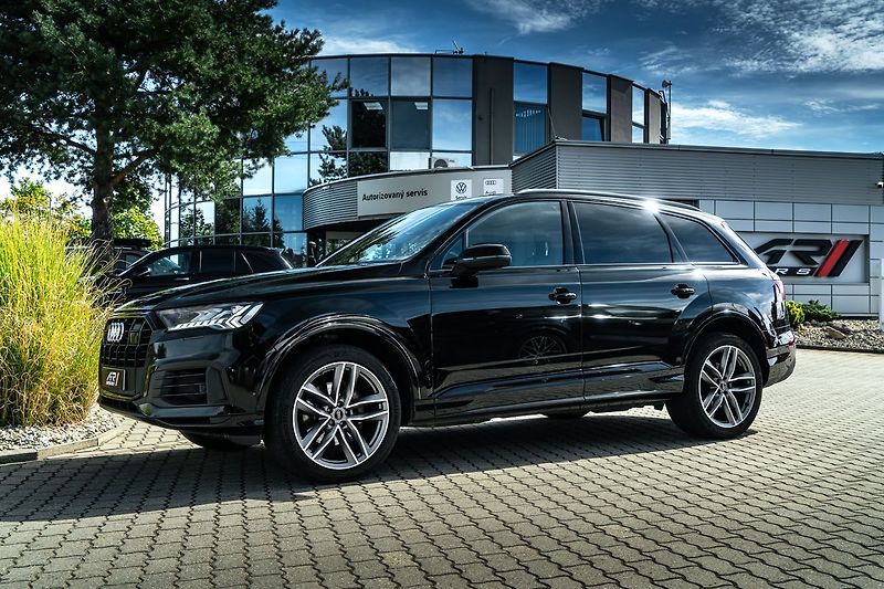 Audi Q7 50TDI Q S-line LED B&O - fotka 24 z 24
