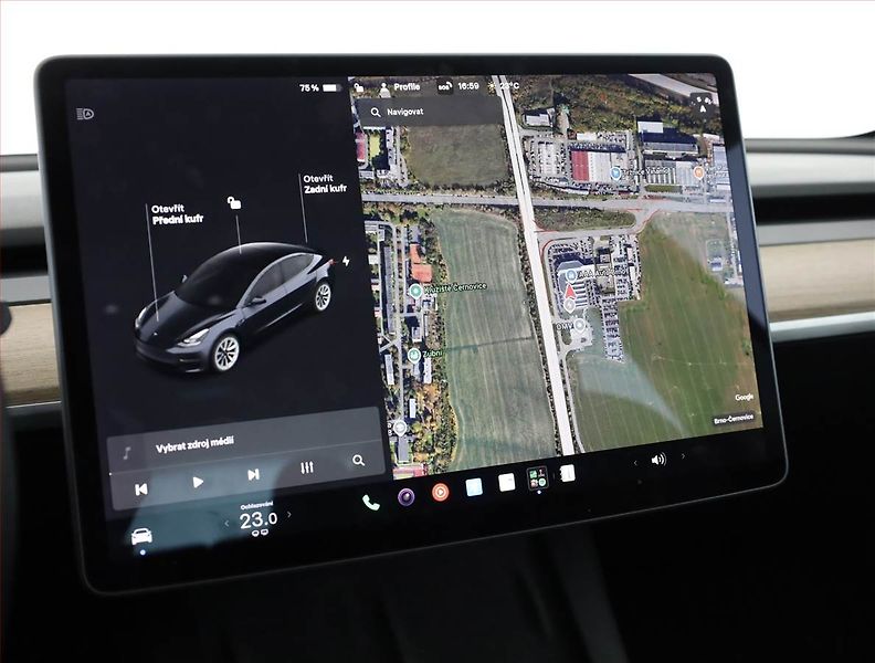 Tesla Model 3 (2021) Std Range Plus 52kWh, SoH 85% - fotka 10 z 21