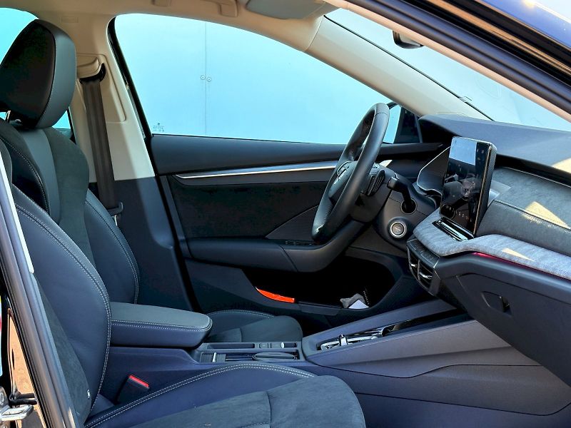 Škoda Octavia (2024) DSG 2.0  TDI / 110 kW / FIRST - fotka 6 z 28