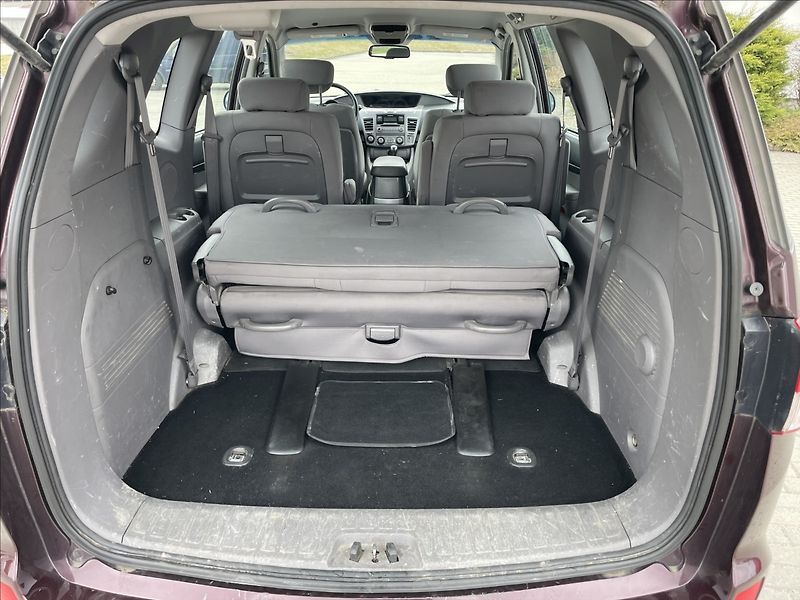 SsangYong Rodius 2,0 CRD 114kw 4x4 7mist odp.DP - fotka 10 z 28