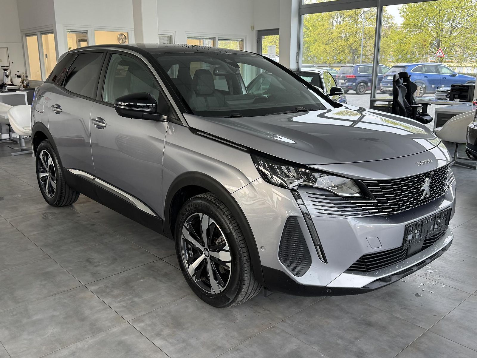 Peugeot 3008 1,2 Aut. Allure Pack NAVI