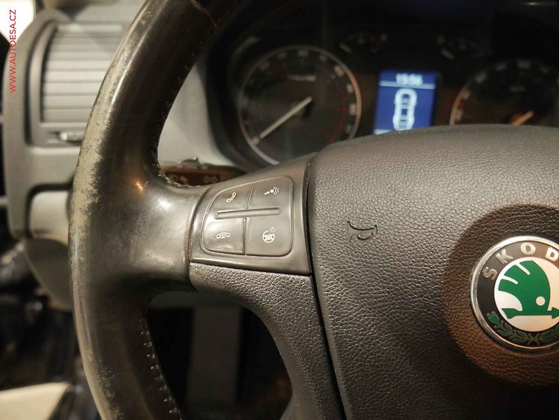 Škoda Octavia (2007) 1.9TDi, 2.maj,ČR, xenon - fotka 15 z 17