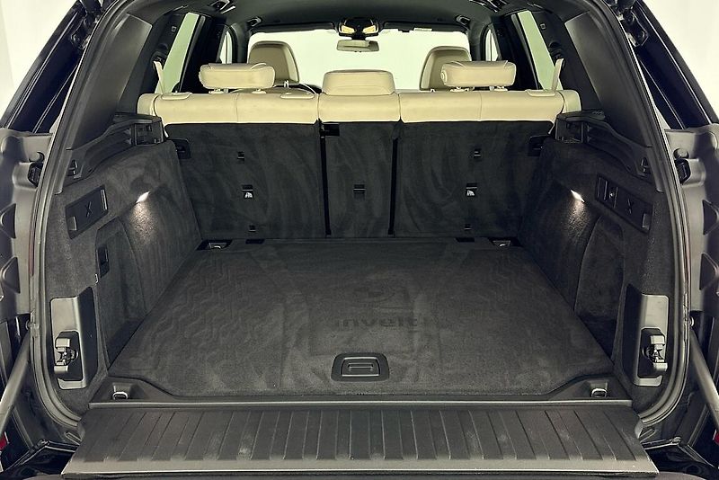 BMW X5 xDrive30d - fotka 10 z 28