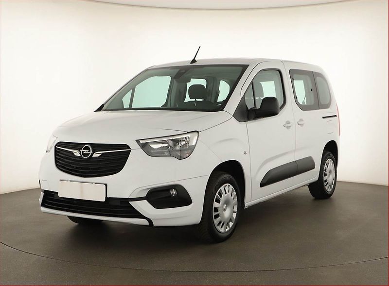 Opel Combo (2023) Edition 1.2 Turbo, 5Míst, ČR - fotka 2 z 12