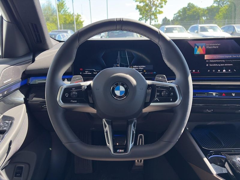 BMW Řada 5 520d xDrive M-Sport Pro HuD Ve - fotka 11 z 12