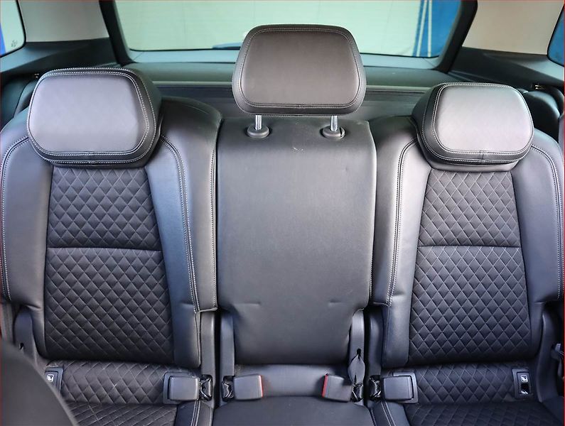 Škoda Karoq (2018) Style Plus 1.5 TSI - fotka 10 z 22