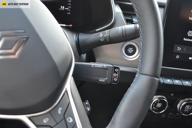 Renault Arkana Techno mild hybrid 140 EDC - fotka 38 z 47