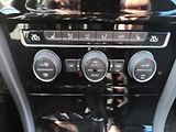 Volkswagen Golf 2.0 TDi 4x4 - náhled 19