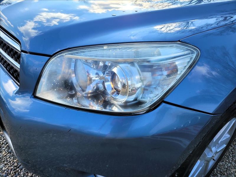 Toyota RAV4 2,2 D4-D,4x4,klima,alu, - fotka 32 z 35