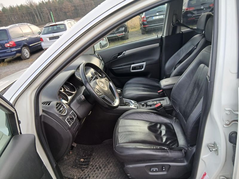 Opel Antara 2.2 CDTI, 4x4, tažné, Cosmo - fotka 15 z 27