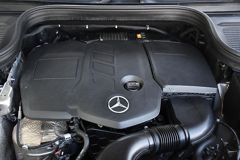 Mercedes-Benz GLE 350DE 4MATIC - fotka 42 z 42