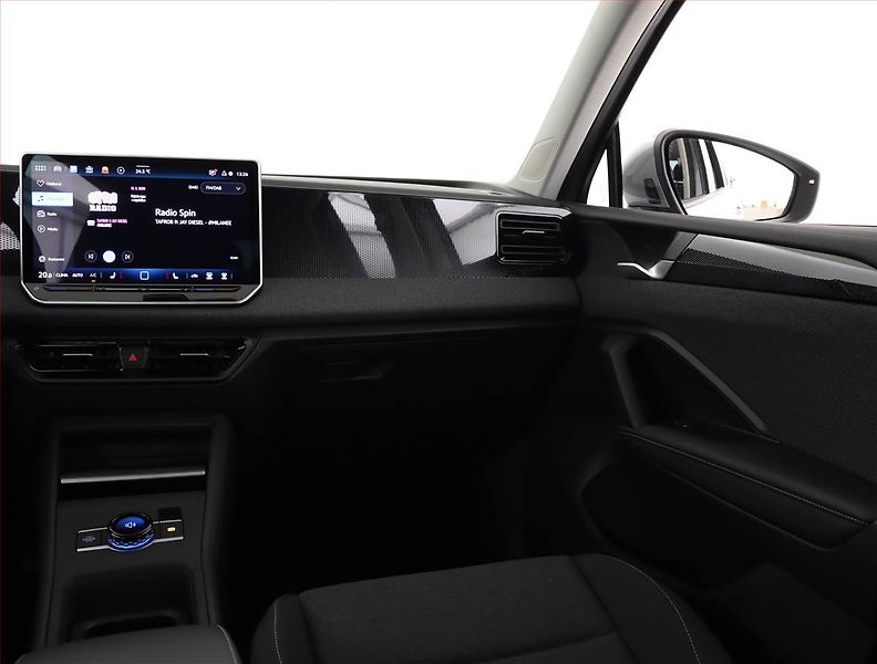 Volkswagen Tiguan (2025) Elegance 1.5 eTSI - fotka 8 z 22