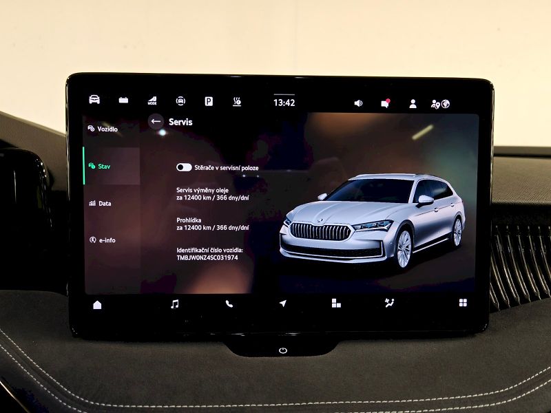 Škoda Superb (2025) Combi iV 1.5 TSI 150 kW DSG Sp - fotka 19 z 35