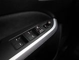 Suzuki Vitara (2016) Premium 1.6 DDiS, 4X4 - náhled 14