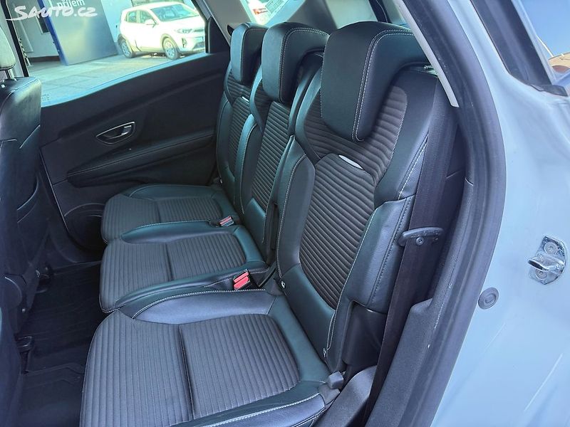 Renault Scénic 1.7dCi koupeno v CZ 1.majitel - fotka 30 z 33