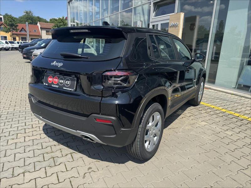 Jeep Avenger (2025) 1,2 Turbo e-Hybrid  Altitude - fotka 7 z 14
