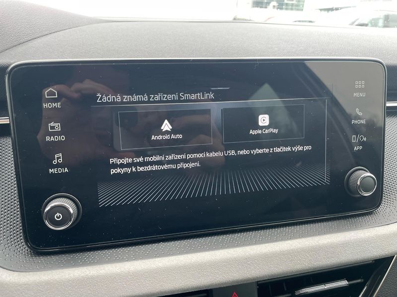 Škoda Kamiq 1.0 TSi DSG 7st. TOP SELECTION - fotka 18 z 26