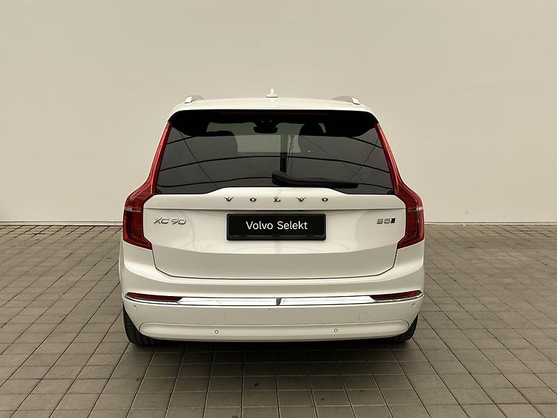 Volvo XC90 2.0 B5 4x4 Plus - fotka 5 z 32