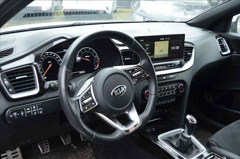 Kia Ceed (2020) 1,4 T-GDI - fotka 10 z 18