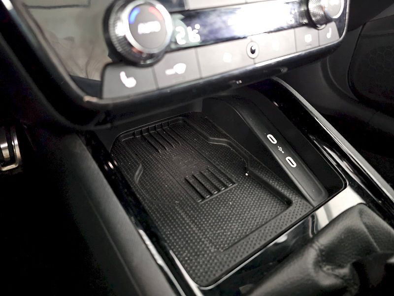 Škoda Kamiq (2025) 1.0TSI 85kW MONTE CARLO - fotka 22 z 30