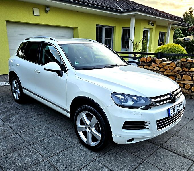 Volkswagen Touareg (2011) 3.0TDI, NOVÉ ROZVODY, TOP STAV - fotka 2 z 14
