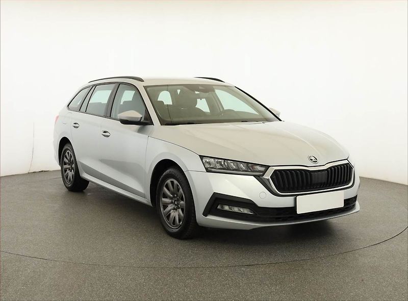 Škoda Octavia (2023) Ambition 2.0 TDI, ČR,1.maj - fotografie inzerátu