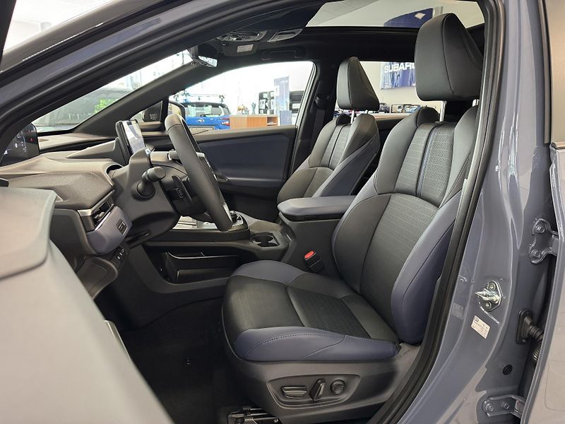 Subaru Solterra Touring AWD 73 - fotka 13 z 25