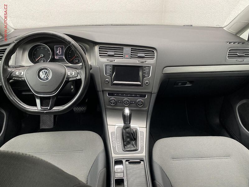 Volkswagen Golf (2013) 1.2 TSi VII, Comfortline, DSG - fotka 8 z 17