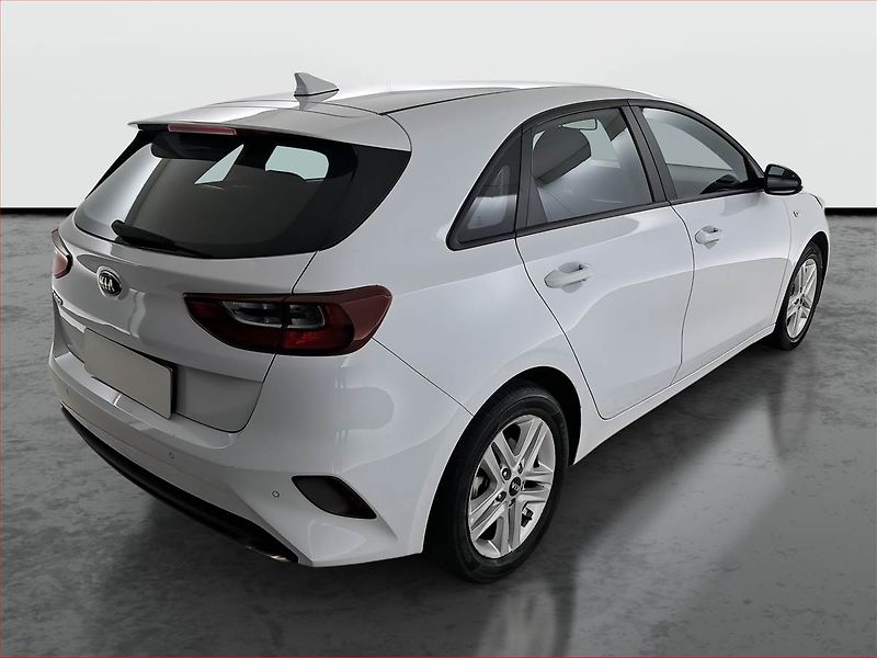 Kia Ceed (2021) 1.5 T-GDI, Automat, Serv.kniha - fotka 5 z 19