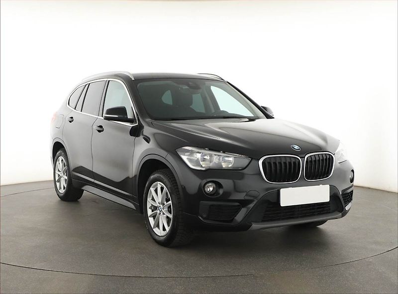 BMW X1 (2018) xDrive18d, 4X4, Automat - fotografie inzerátu